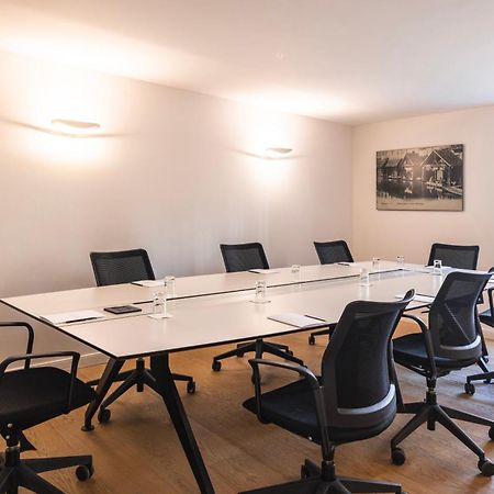 Hotel Pavillon Regent Petite France Estrasburgo Exterior foto A meeting room at the London School of Economics